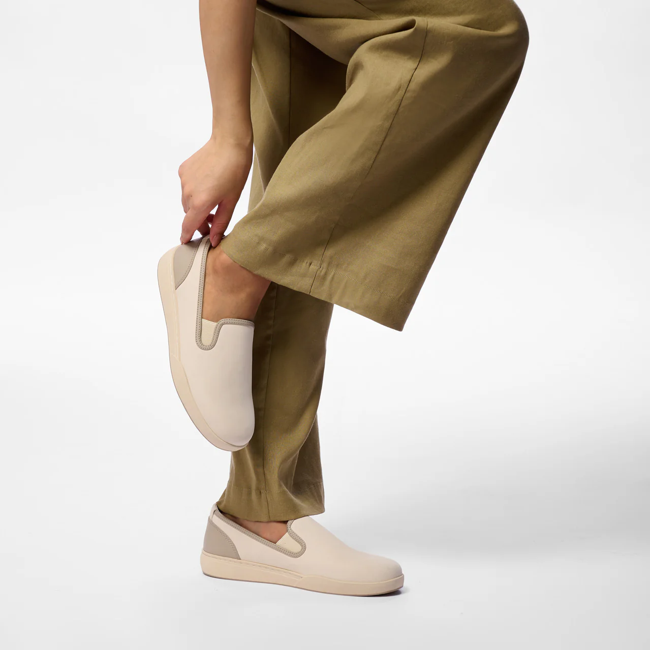 Encore Slip On - Image 3