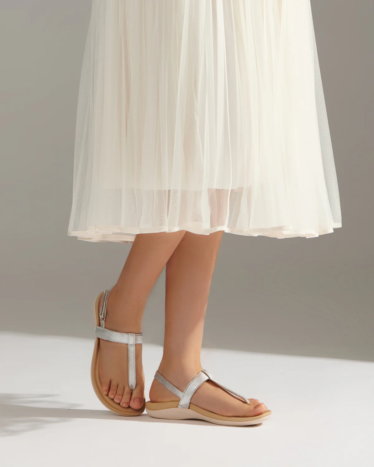 Oasis T Strap - Image 3