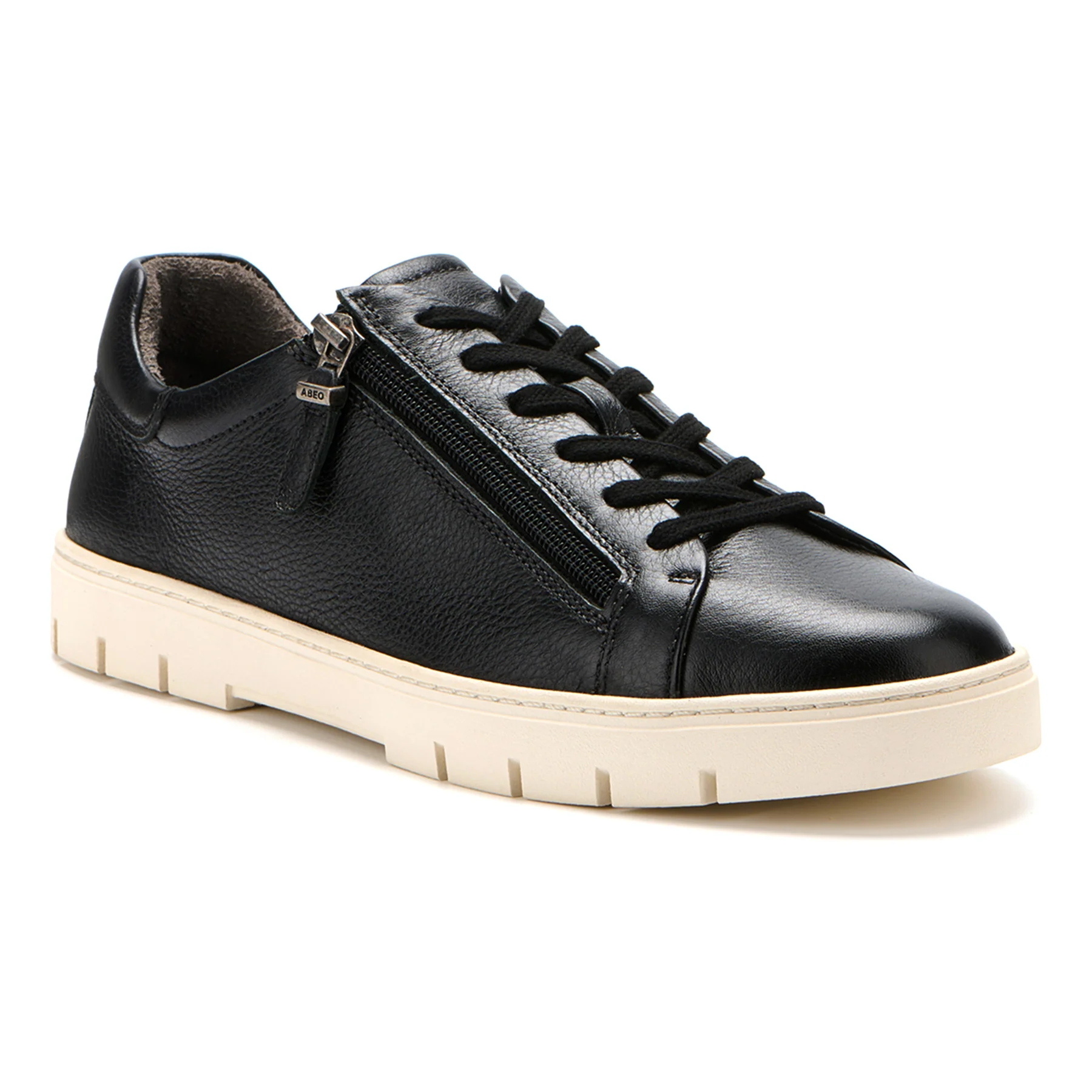 Roam Lace
